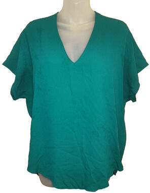 Lush Women’s Green Short Sleeve V Neck Cutout Style Top Size M BG26
